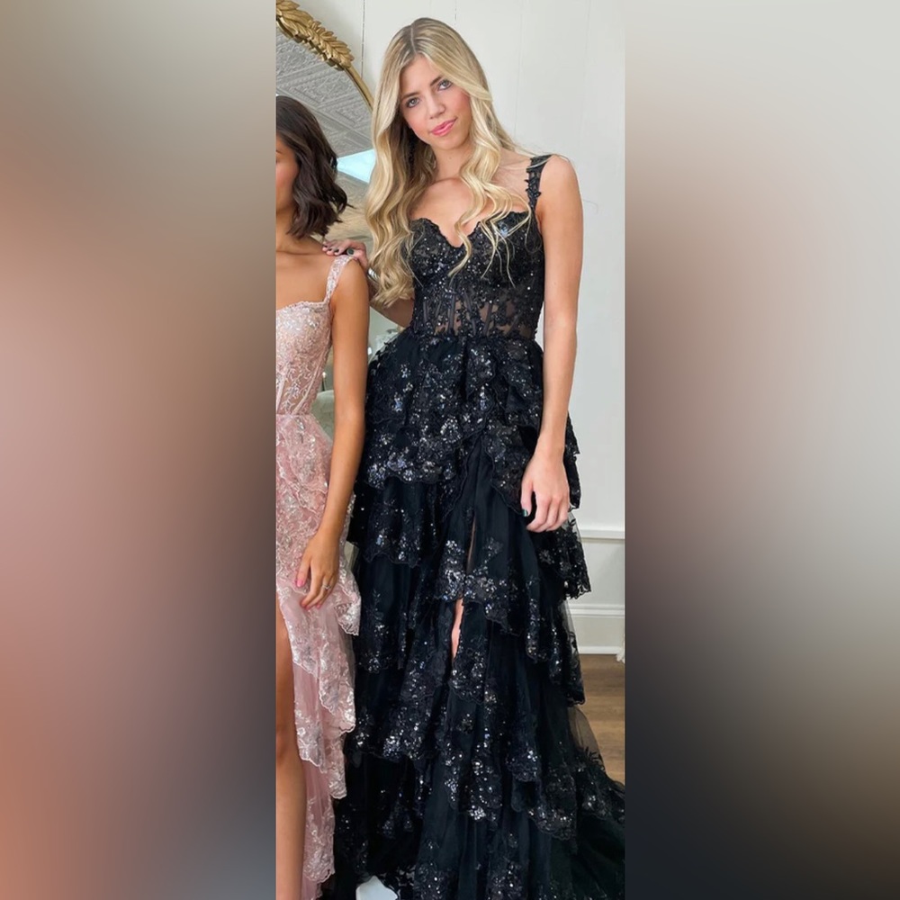 Cute Tiered Side Slit Prom Dress